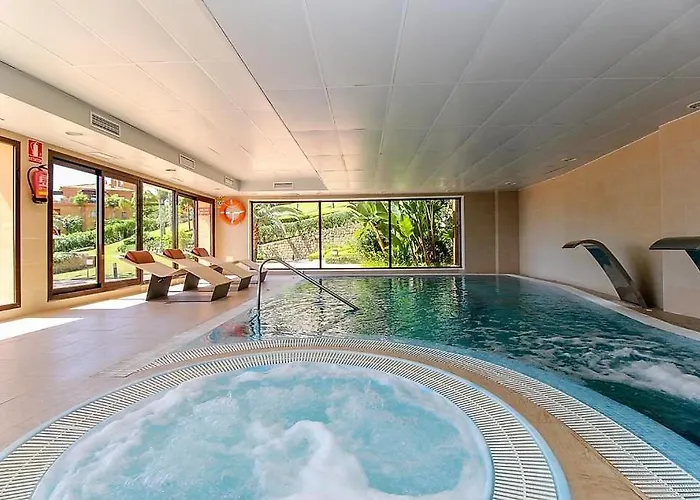 Sea View Golfing Two Bedrooms Lejlighed Estepona